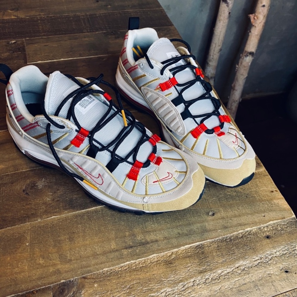 Nike Air Max - Picture 3 of 8